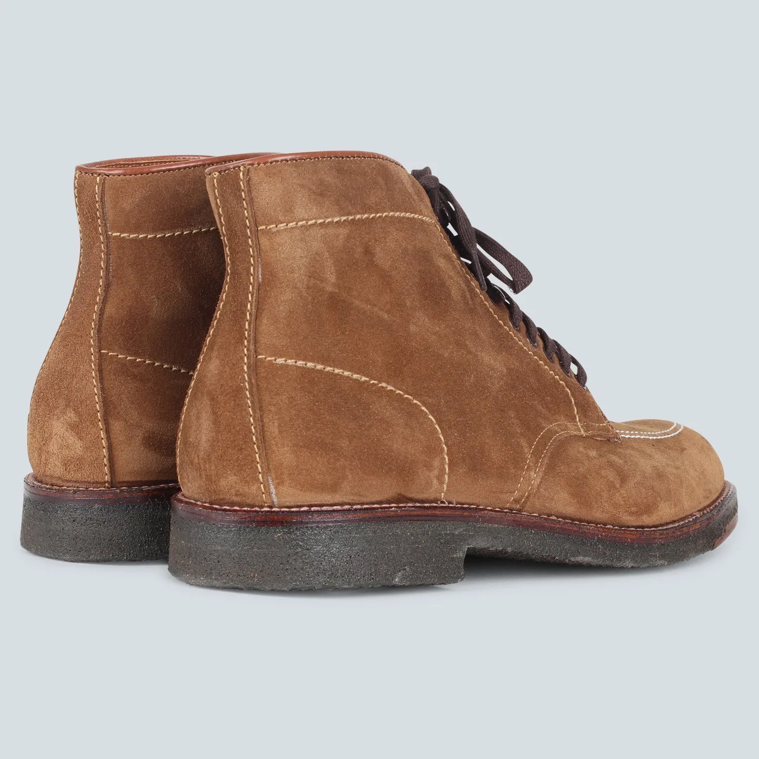 Alden - Crepe Sole Plain Toe Boot - Snuff Suede