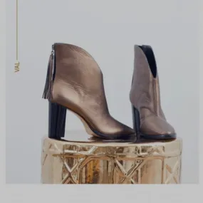 Ankle boots