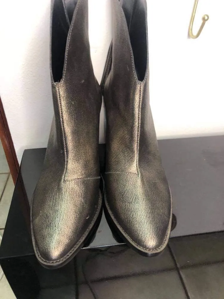 Ankle boots