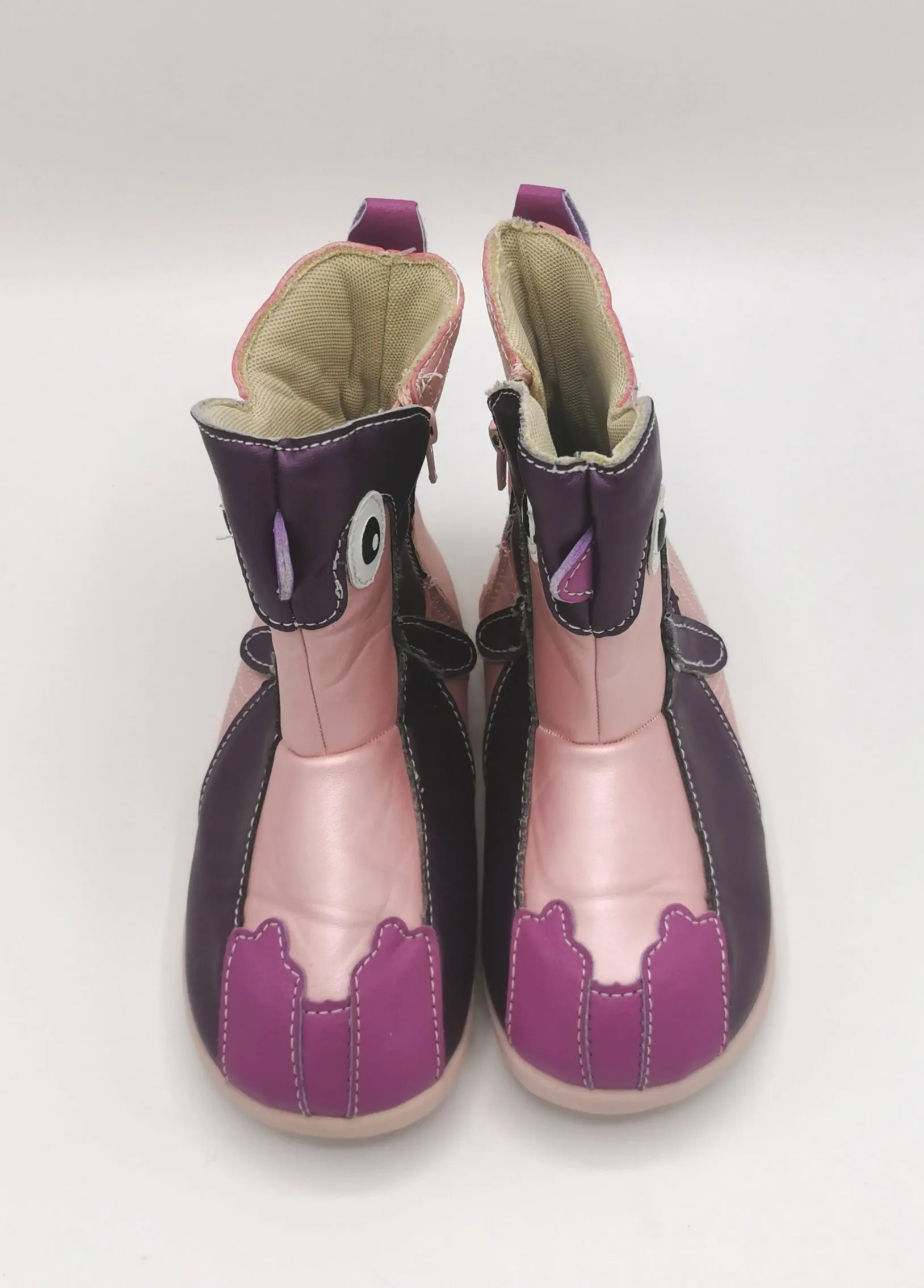 GIRL SIZE 12 YOUTH - ZOOLIGANS, Pawflex Penguin Graphic Boots EUC B19